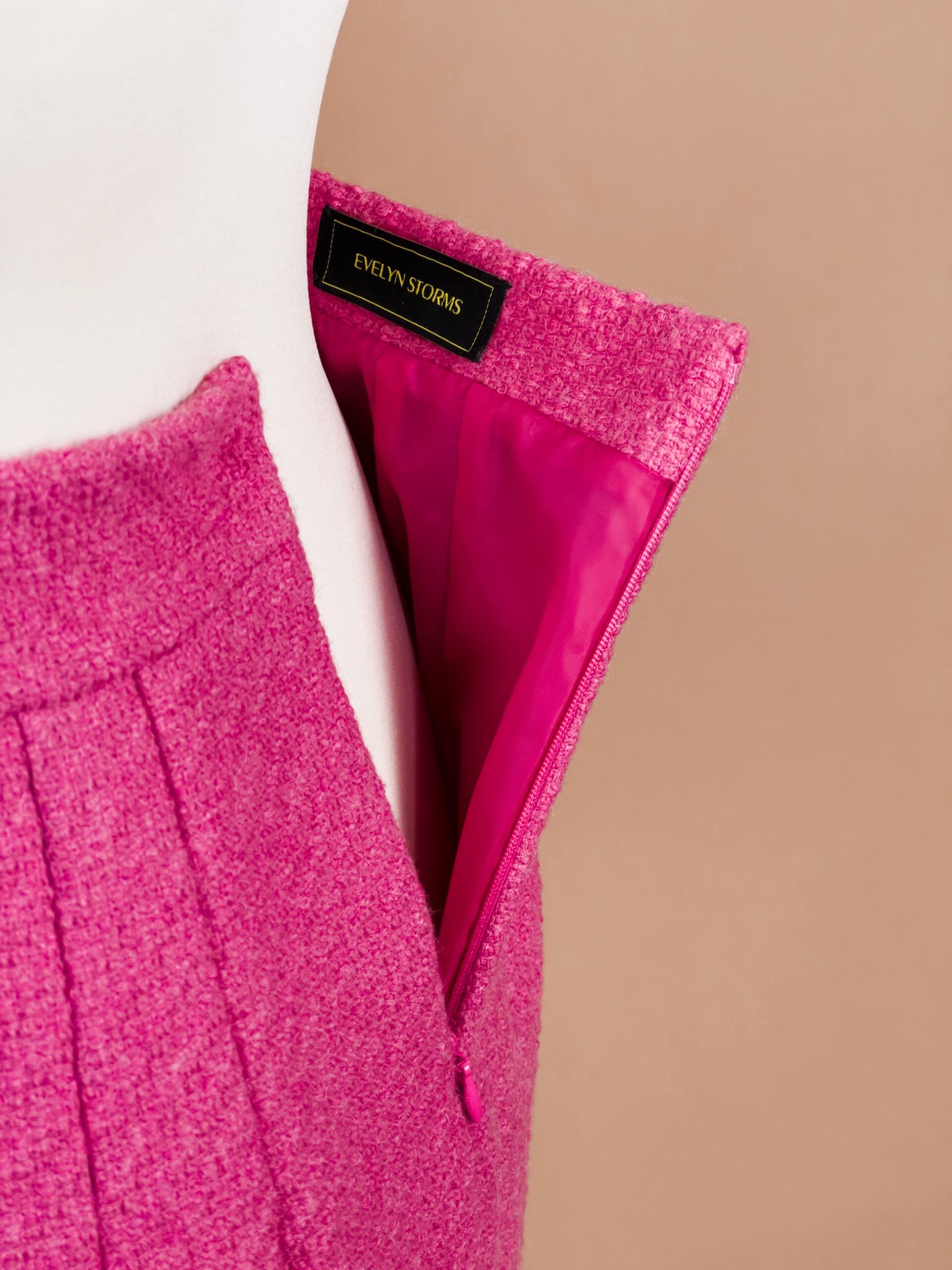 Femme Élégante Hot pink in Italiaanse stof